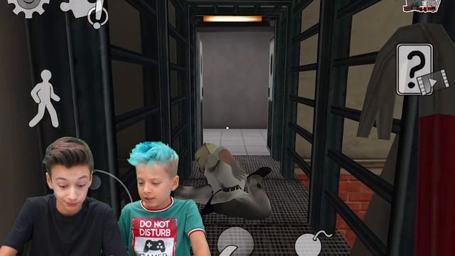 ЗЛОЙ МОРОЖЕНЩИК Похитил ПАПУ в Реальной Жизни ! ICECREAM 4 in Real Life смотреть онлайн