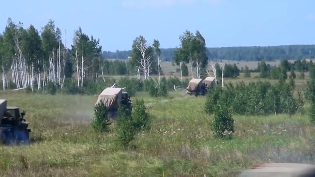 РСЗО "ГРАД" и самоходная гаубица "АКАЦИЯ". Залп дивизиона. смотреть онлайн
