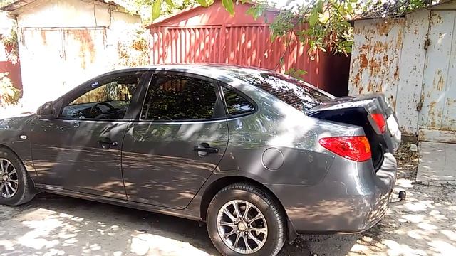 Открытие багажника HYUNDAI Elantra смотреть онлайн
