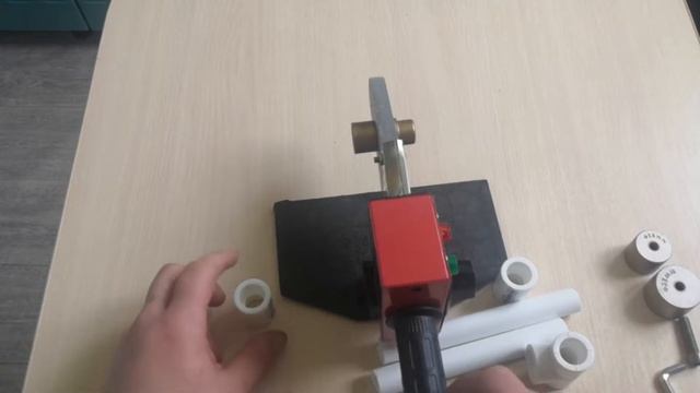 Аппарат для сварки пластиковых труб "BRAIT BWM-3P800" смотреть онлайн