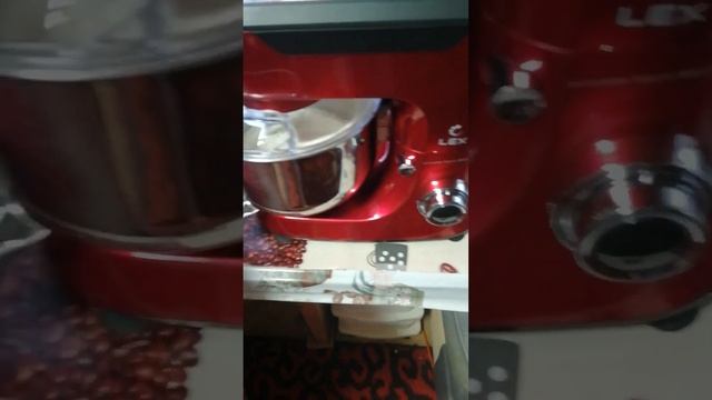 Оладьи с грушевым джемом