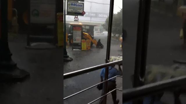 Град в Москве 8 июля 2011 года смотреть онлайн