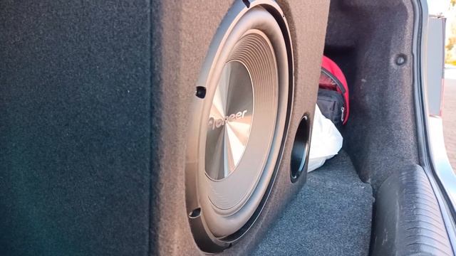 Pioneer Ts-A300 S4 1500 watt 500 Rms & For-x Xad 200.4 смотреть онлайн