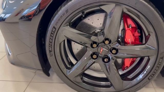 2023 Chevrolet Corvette Z06 3LZ смотреть онлайн