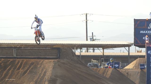 2 Stroke Supercross Practice RAW at Red Bull Straight Rhythm - Motocross Action Magazine смотреть онлайн