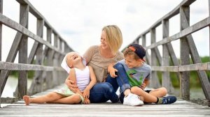 ПЕСЕНКА МАМИНЫ глаза - МАМИНА улыбка