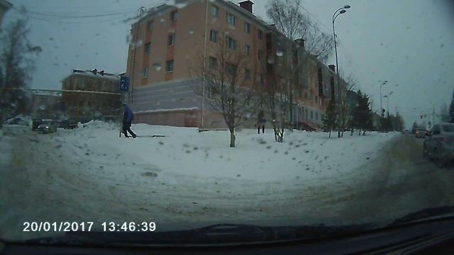 город альметьевск снег с вело дорожек сталкивают на авто дорогу смотреть онлайн