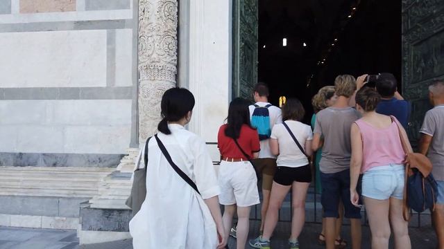 Pisa, Italy. The Piazza dei Miracoli (Piazza del Duomo). Cursory sightseeing. смотреть онлайн