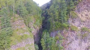 Каньон высотой 60 метров и водопад... Приморский край... Партизанский район