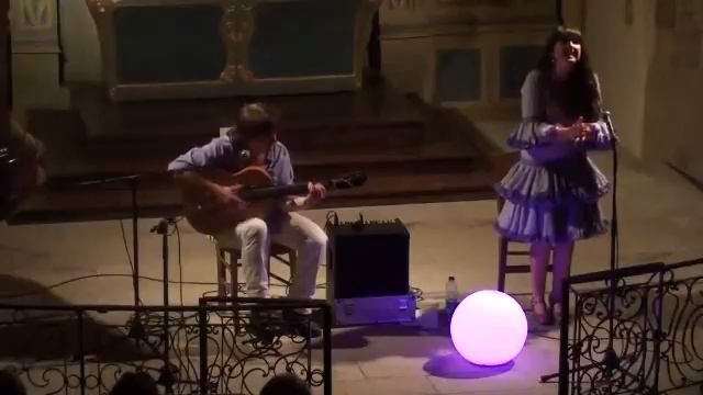 Duo Flamenco "La Vie en Rose"Concert Eglise de Curemonte (19) Août 2014 смотреть онлайн