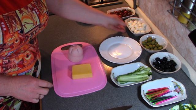 Закуски к Новому Году быстро и просто! смотреть онлайн