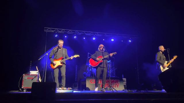Czerwone Gitary koncert platynowy Rybnik 2022 trzecia miłość-żagle смотреть онлайн