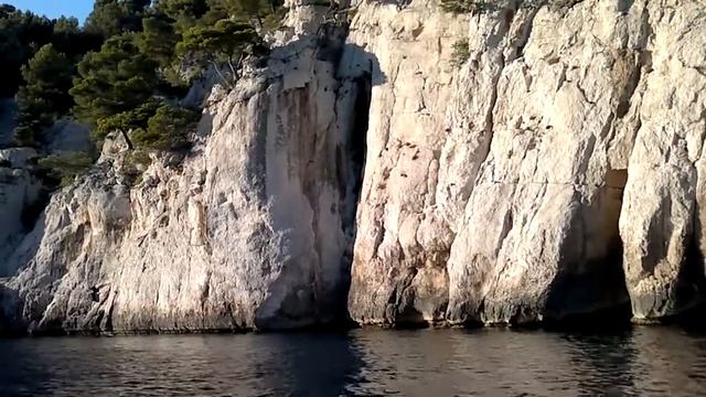 "Дотянулся проклятый.." Кассис (Cassis), Прованс, Франция. смотреть онлайн