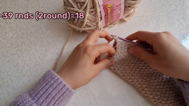 1/2 зайчик крючком из плюшевой пряжи.(ушки, ручки, ножки) English Subtitle.