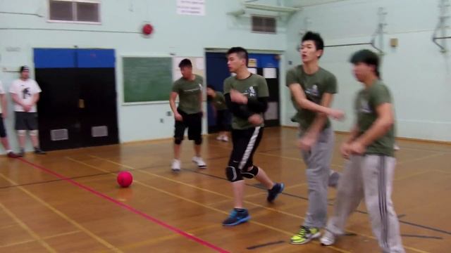 Pillsbury Doughball Vs Disney's Recess Vince BRB! Game 1 смотреть онлайн