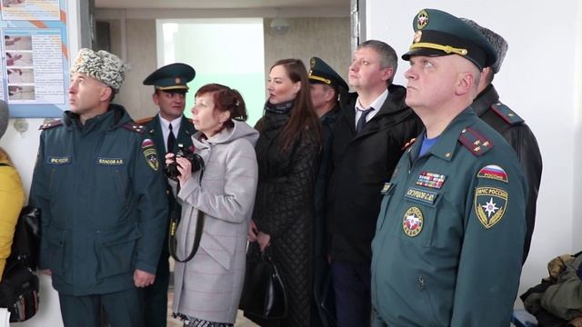 В пос. Михайловский Сар.обл.открыт учебный пункт Главного управления пожарной охраны МЧС России.mp4 смотреть онлайн