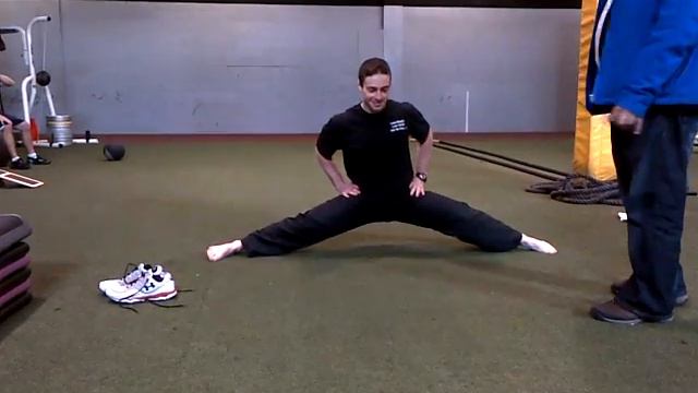 IGOR does the splits plus смотреть онлайн