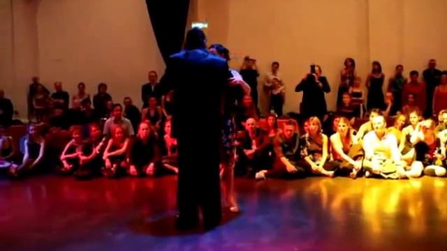 Paradise Circus remix Chicho tango смотреть онлайн