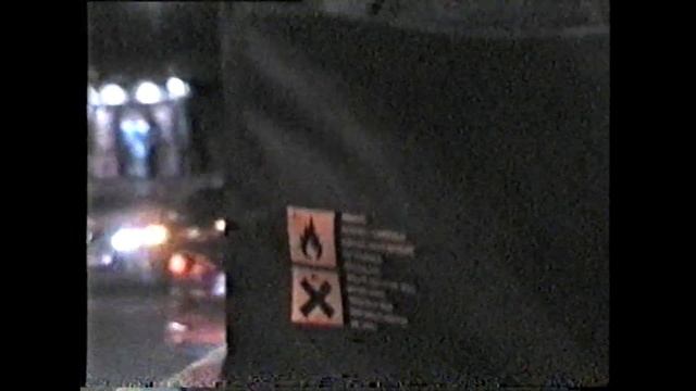 Граффити бомбинг в Одессе (VHS camera) смотреть онлайн