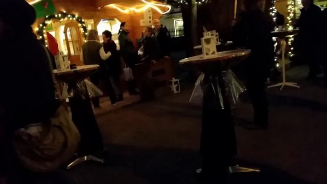 БАДЕН - РОЖДЕСТВЕНСКИЙ БАЗАР смотреть онлайн