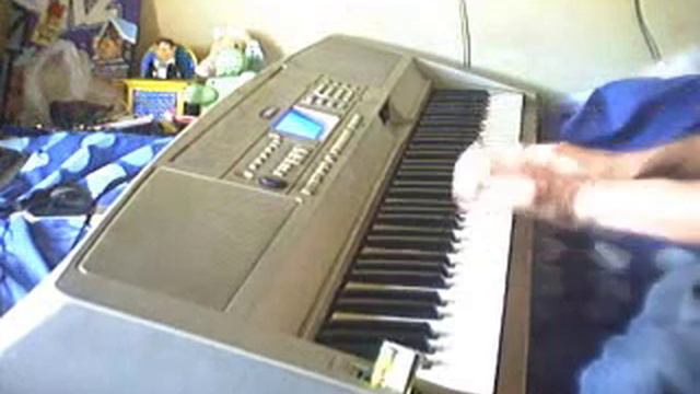 Paul McCartney Hey Jude Keyboard Piano Yamaha DGX-300 смотреть онлайн