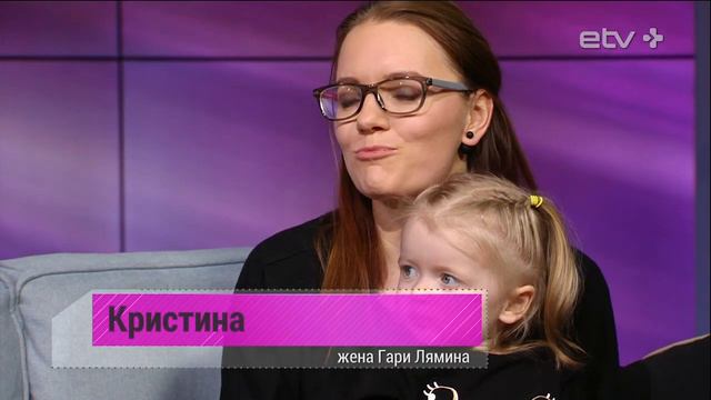 Графический дизайнер - о привлечении семьи к работе и дизайне, который понравится всем смотреть онлайн