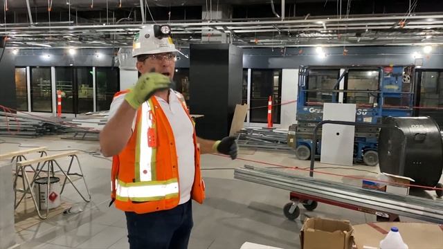 Guided Visit of Gare Centrale Station on Montreal's Réseau Express Métropolitain - August 2022 смотреть онлайн