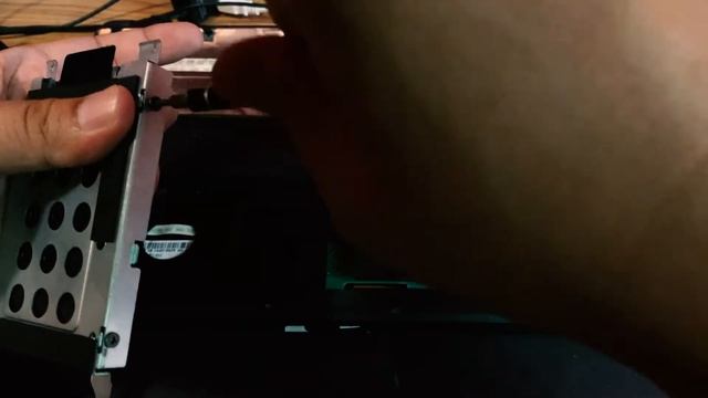 Upgrade old laptop from HDD to SSD 2020 смотреть онлайн