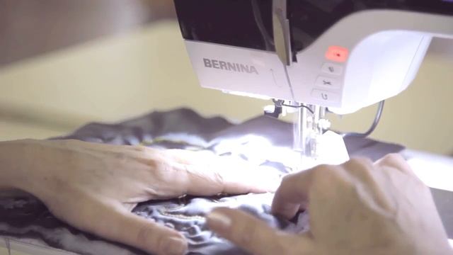 Швейная машинка Bernina 790 смотреть онлайн