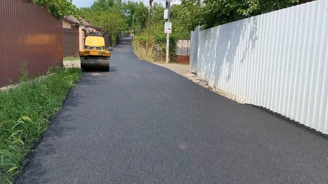 Дорожный каток в работе | Асфальтирование | Ростов-на-Дону смотреть онлайн