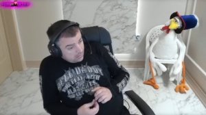 СОСЕД ГРОМКО СЛУШАЕТ МУЗЫКУ. КАК БОРОТЬСЯ?!