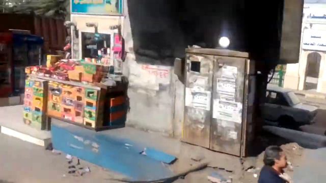 Уличное движение в Каире .безумие смотреть онлайн