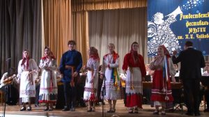 Русская народная песня «Как по горкам, по горам»