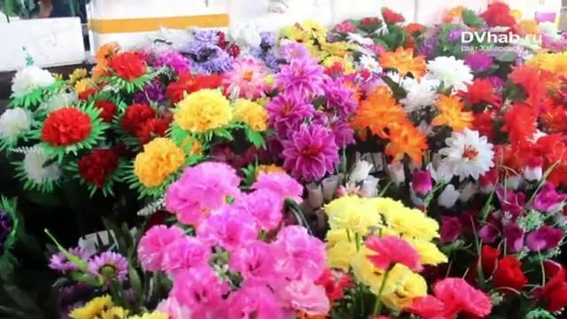 В Биробиджане расширилась торговля искусственными цветами