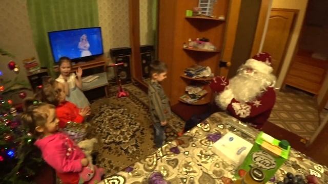 Дед Мороз украл мотоцикл ИЖ Юпитер 5. смотреть онлайн