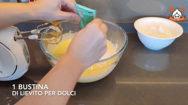 FRULLATE ANCHE LE BUCCE DEI MANDARINI E AVRETE UNA TORTA SOFFICISSIMA смотреть онлайн