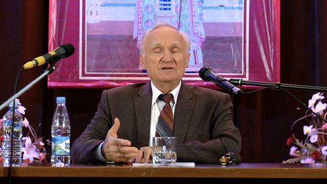 Православие — это настоящее или прошлое? (г. Павловский Посад, 2012.11.10) — Осипов А.И. смотреть онлайн