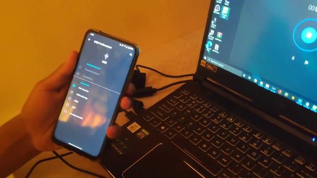 How To Transfer Worlds From Minecraft PE To Windows 10 Edition. смотреть онлайн