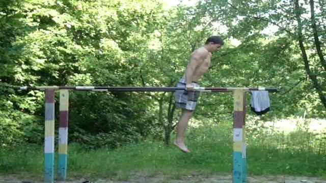 50 Отжиманий на брусьях_(05.07.2015) смотреть онлайн