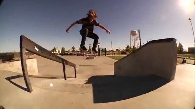 Ishod Wair At Mather Park смотреть онлайн