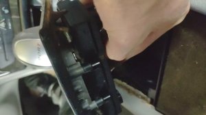 КАК СНЯТЬ ЗАМЕНИТЬ ПЕРЕКЛЮЧАТЕЛЬ ТРАНСМИССИИ НА MERCEDES W211 HOW TO REMOVE TRANSMISSION SHIFTER ON