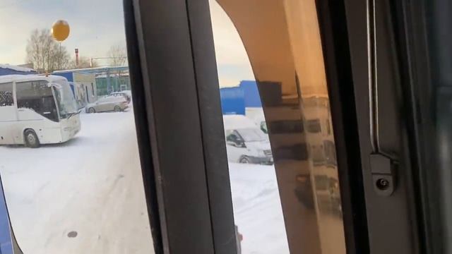 Холодный запуск Актроса , начальник подарил автомобиль работнику ? смотреть онлайн