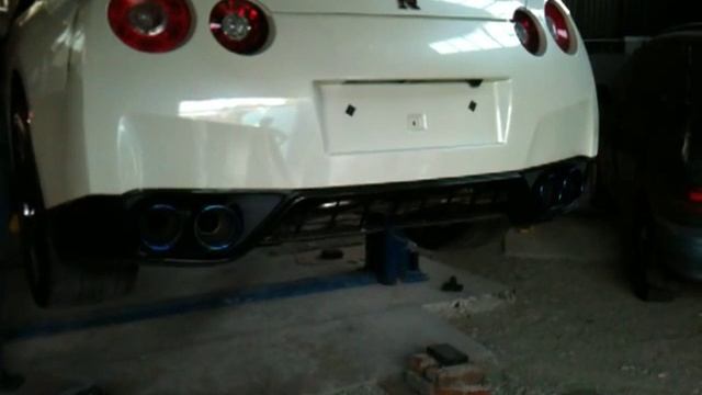 тюнинг авто - спорт выхлоп Краснодар Nissan GTR: tuning-elite.com смотреть онлайн