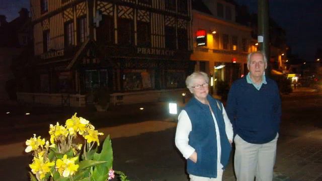 Normandy 2008 Dad, Isobel, Ria, Margaret & Xenna
