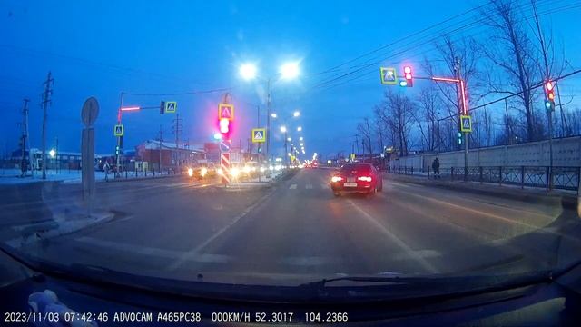 #ПДД. г. Иркутск, Разворот в неположенном месте г/н К795СО38 смотреть онлайн