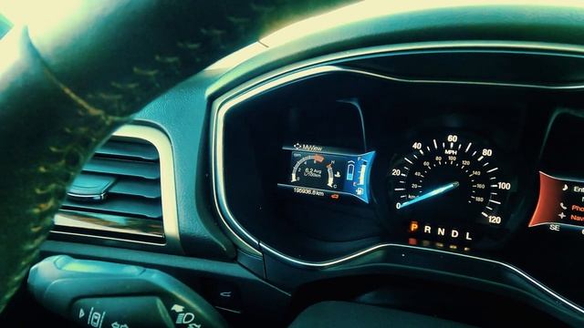 FORD FUSION HYBRID 2015 сравним с Toyota Camry смотреть онлайн