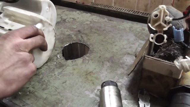 Почему сгорел топливный насос в баке автомобиля. смотреть онлайн