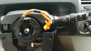 Не работают кнопки на руле - причины + ремонт