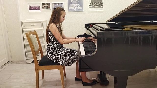 Попурри на мелодии из к/ф "LA LA LAND". Исполняет Юлия Шумовец смотреть онлайн