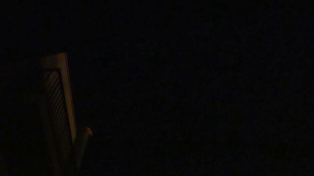 OBJETIVO VISUALIZAR NAVES INCOGNITAS – 1 UFO EN MOVIMIENTO Y 12 EFECTOS CHERENKOV - 22-12-2019